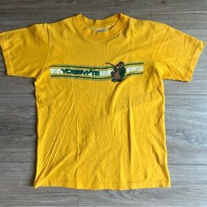 Vintage Yellow Yosemite Graphic T-Shirt Size Small